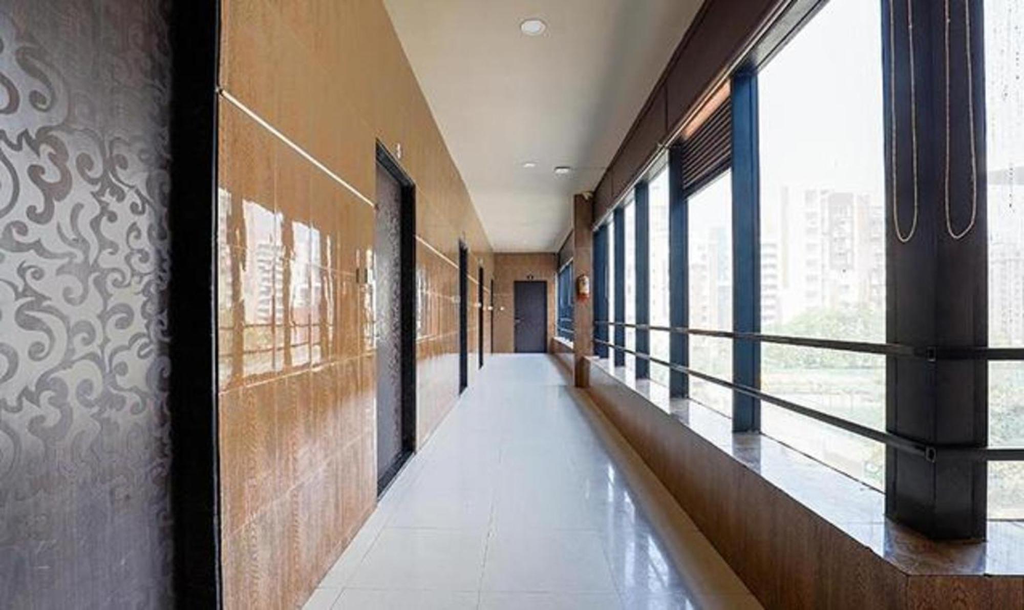 Hotel O Marigold Surat Ngoại thất bức ảnh