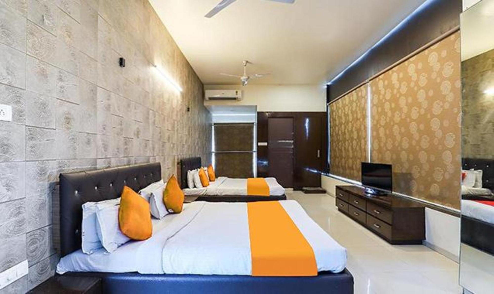 Hotel O Marigold Surat Ngoại thất bức ảnh